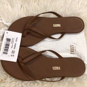 Tkee Nudes collection classic flip flop size 8.